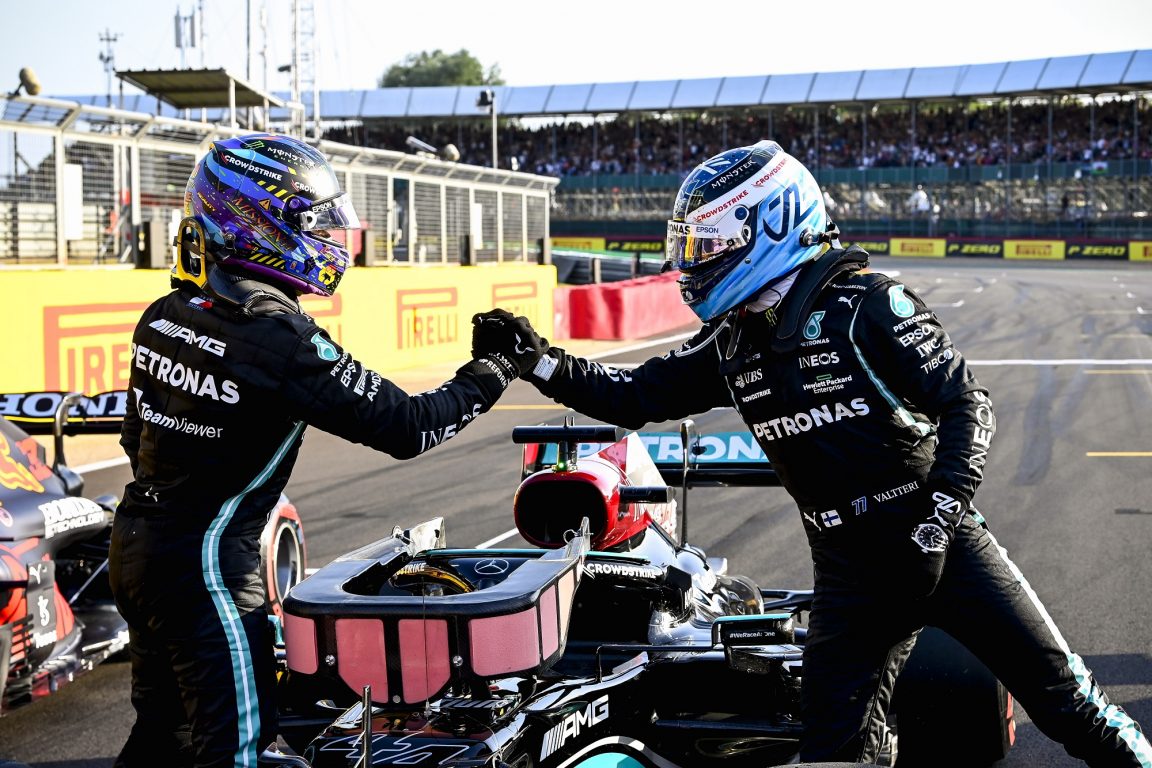 Britanya Grand Prix’sini Lewis Hamilton kazandı