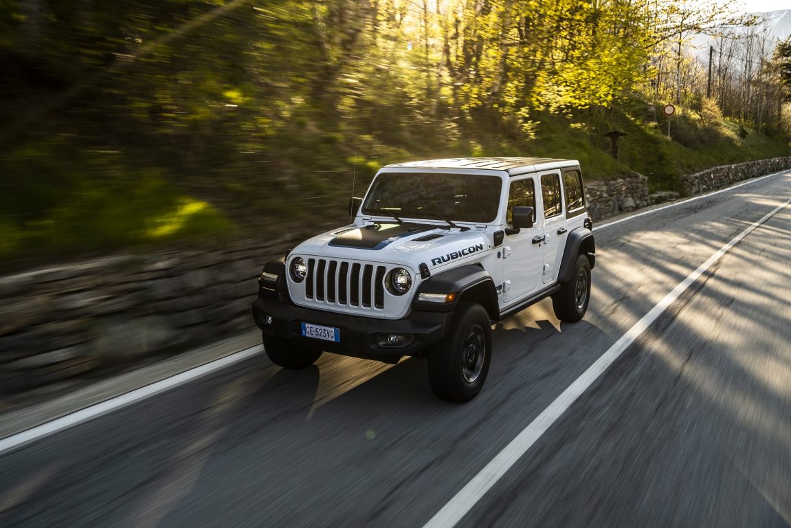 Jeep Wrangler’da artık hibrit