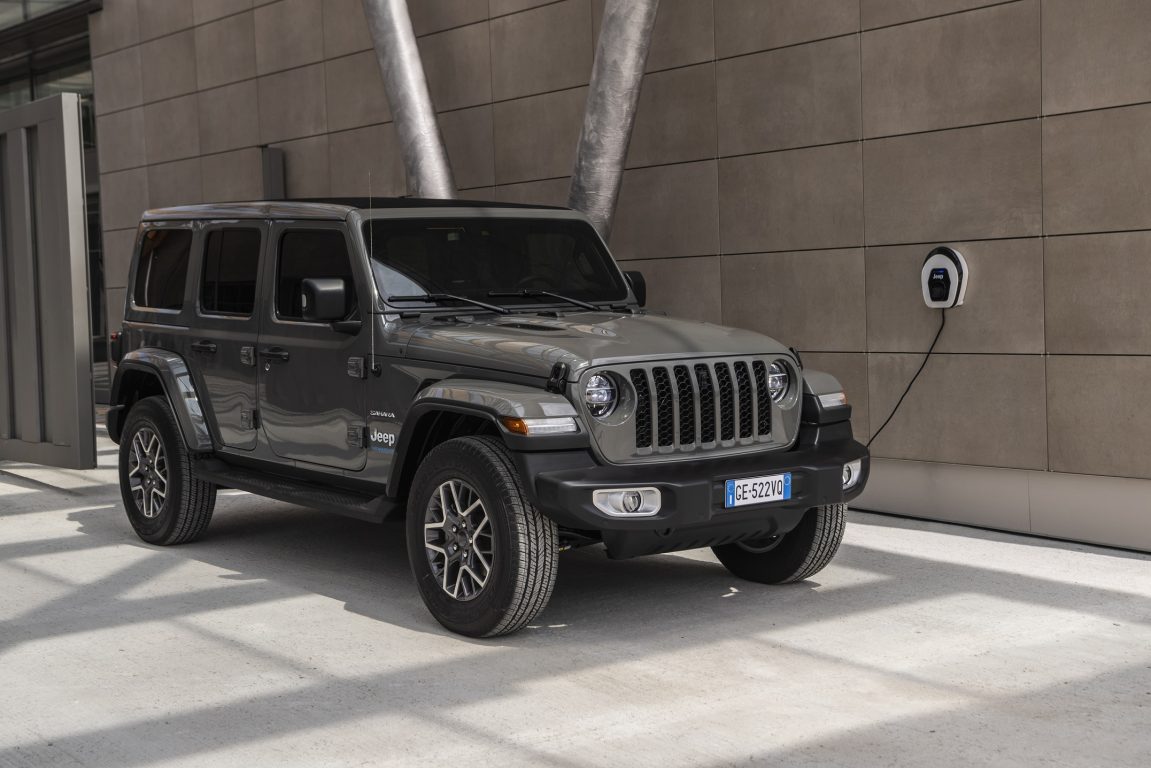 Jeep Wrangler’da artık hibrit