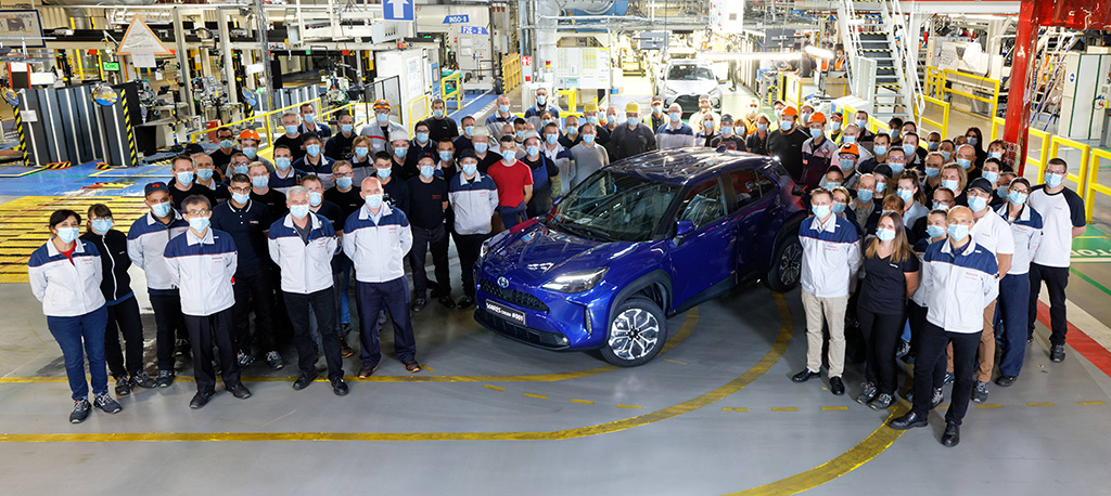 Toyota’nın B segmentindeki küçük SUV üretimi başlıyor