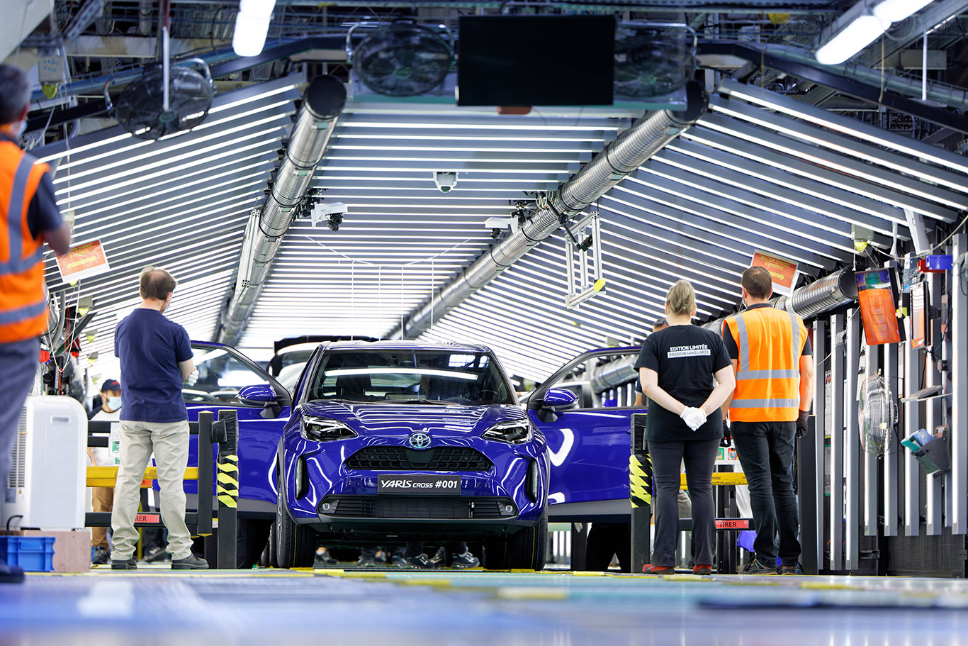 Toyota'nın B segmentindeki küçük SUV üretimi başlıyor