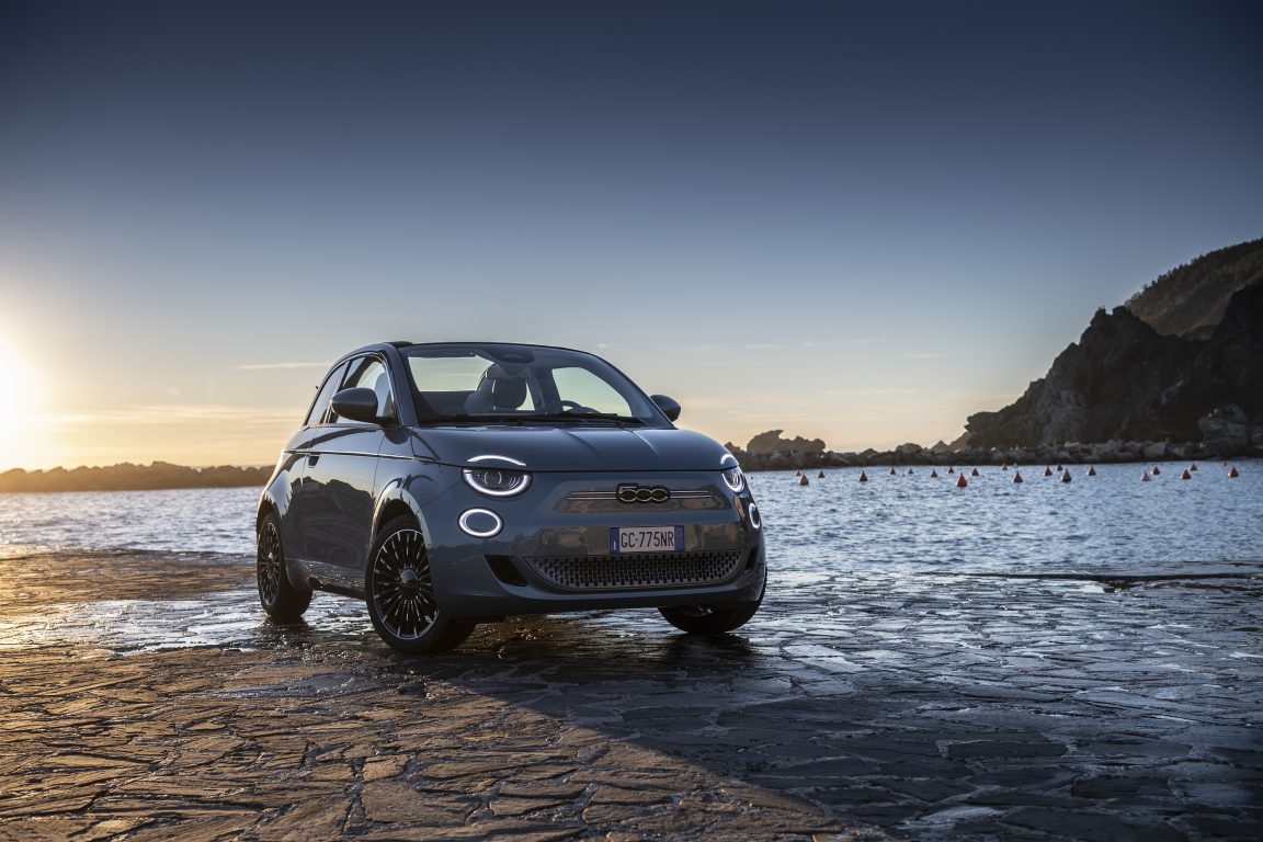 Yeni Fiat 500, 10 üzerinden 10 puan aldı
