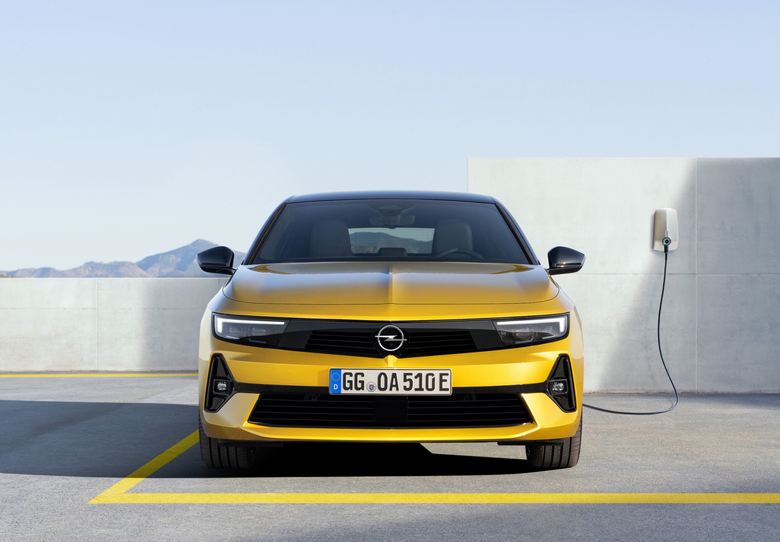 Yeni 2022 Opel Astra tanıtıldı. İşte tasarımı ve tüm özellikleri!