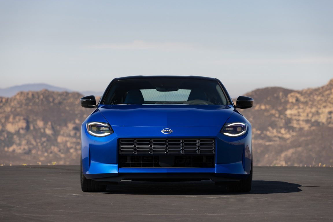 Nissan Z modeli 400 HP gücü ve çift turbosuyla geri dönüyor