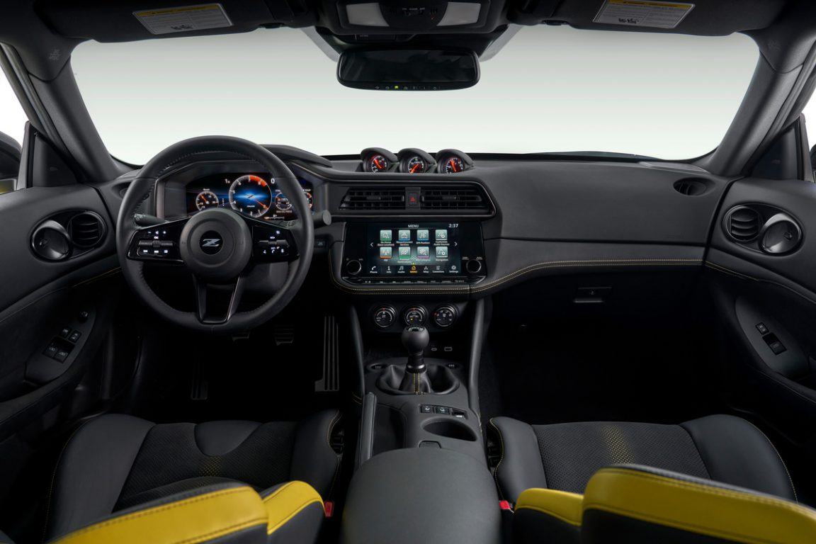 Nissan Z modeli 400 HP gücü ve çift turbosuyla geri dönüyor