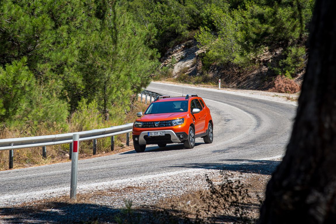 Otomatik Dacia Duster yenilendi ve satışa sunuldu. İşte Fiyatlar!