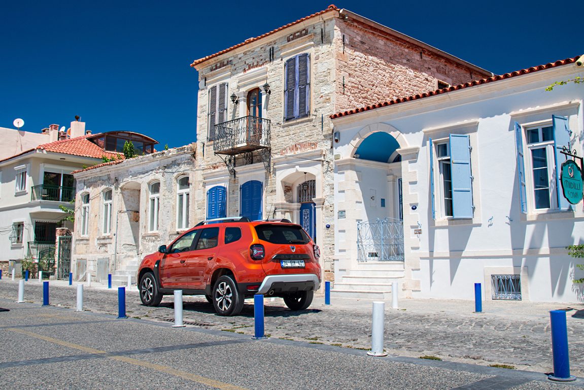 Otomatik Dacia Duster yenilendi ve satışa sunuldu. İşte Fiyatlar!