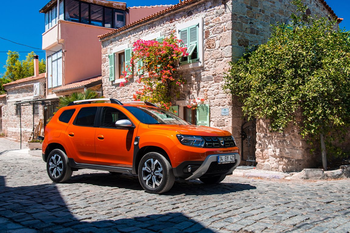 Otomatik Dacia Duster yenilendi ve satışa sunuldu. İşte Fiyatlar!