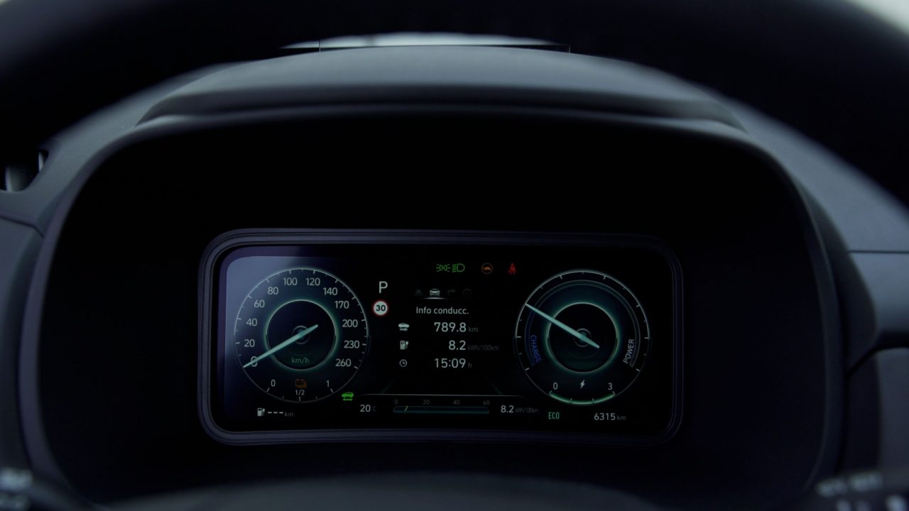 Elektrikli Hyundai KONA 790 km ile rekor kırdı
