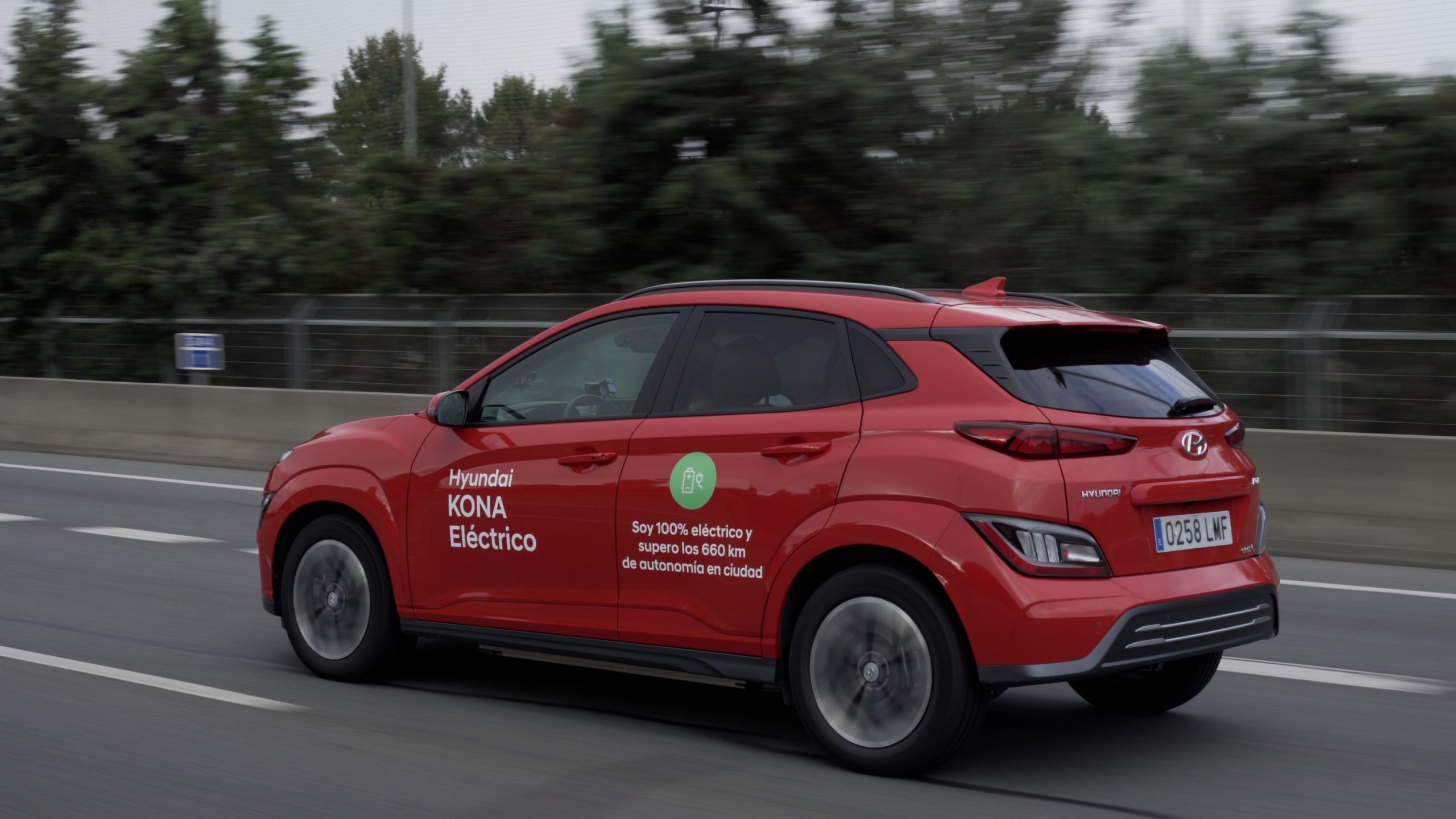 Elektrikli Hyundai KONA 790 km ile rekor kırdı