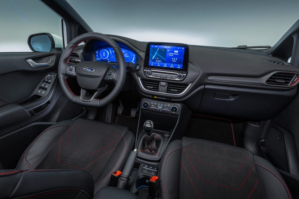 Ford Fiesta yenilendi. 2022 Ford Fiesta hibrit olarak geliyor