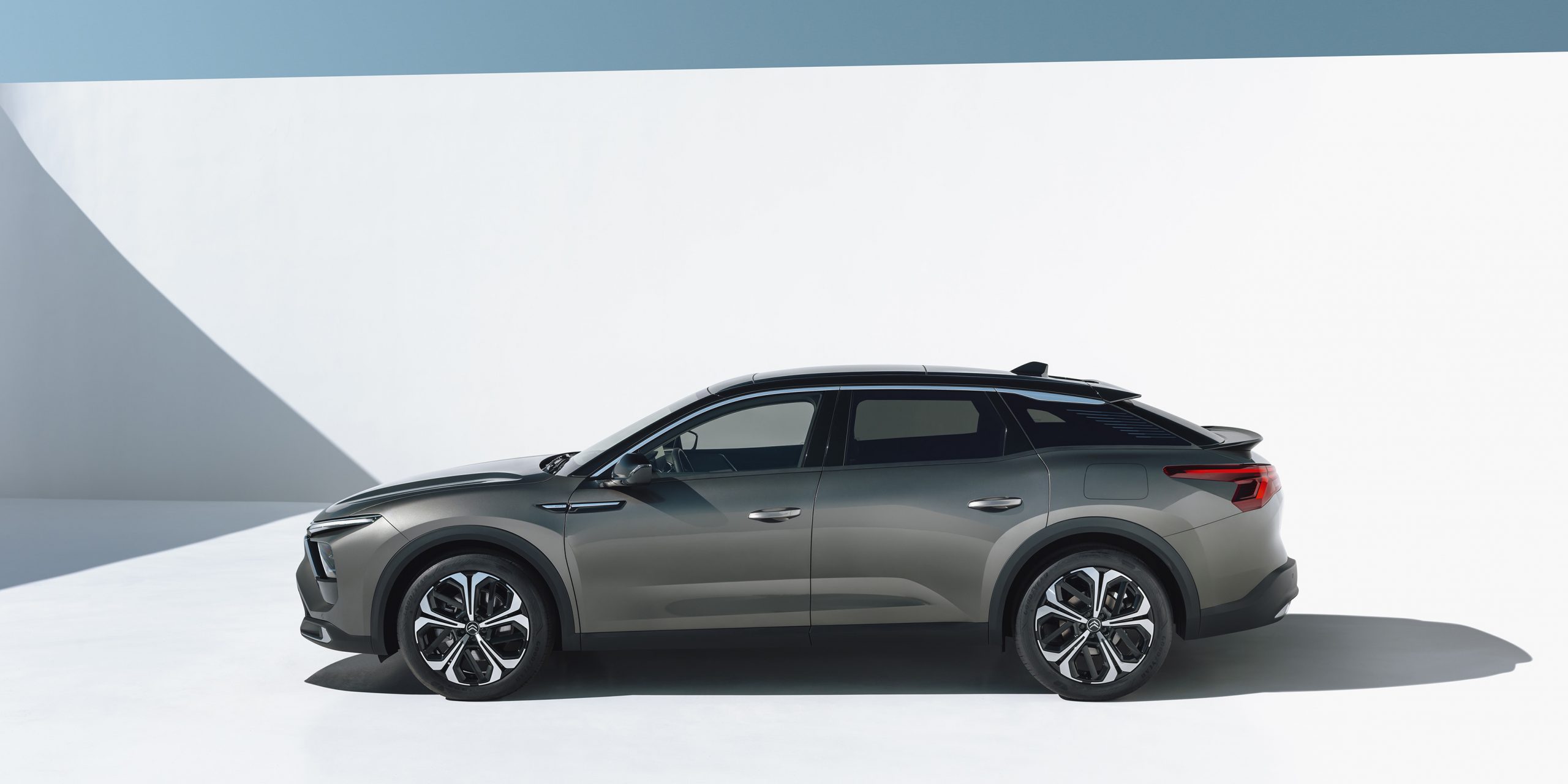 Citroen C5 X'de üç farklı gövde seçeneği bir arada