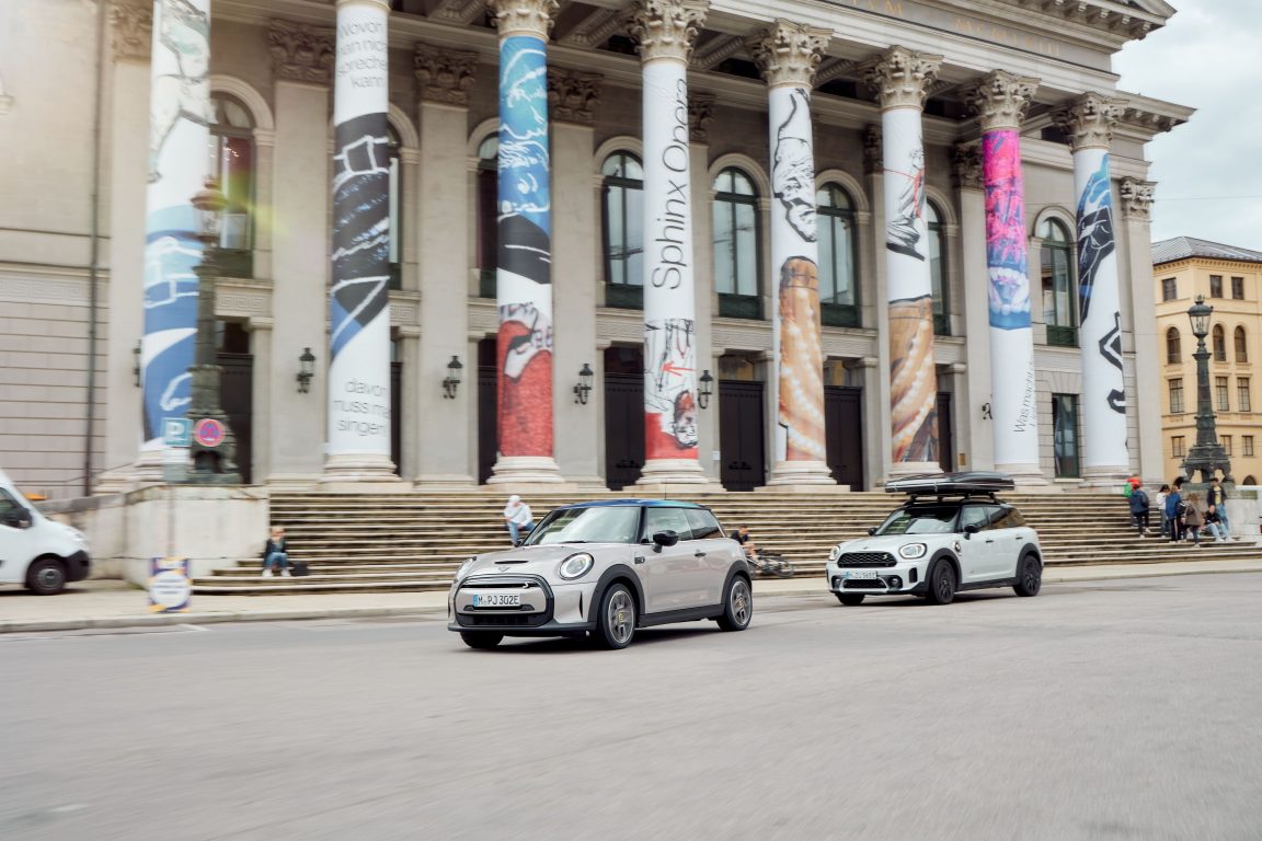 BMW Münih IAA fuarında tüm yeni modellerini sergiliyor