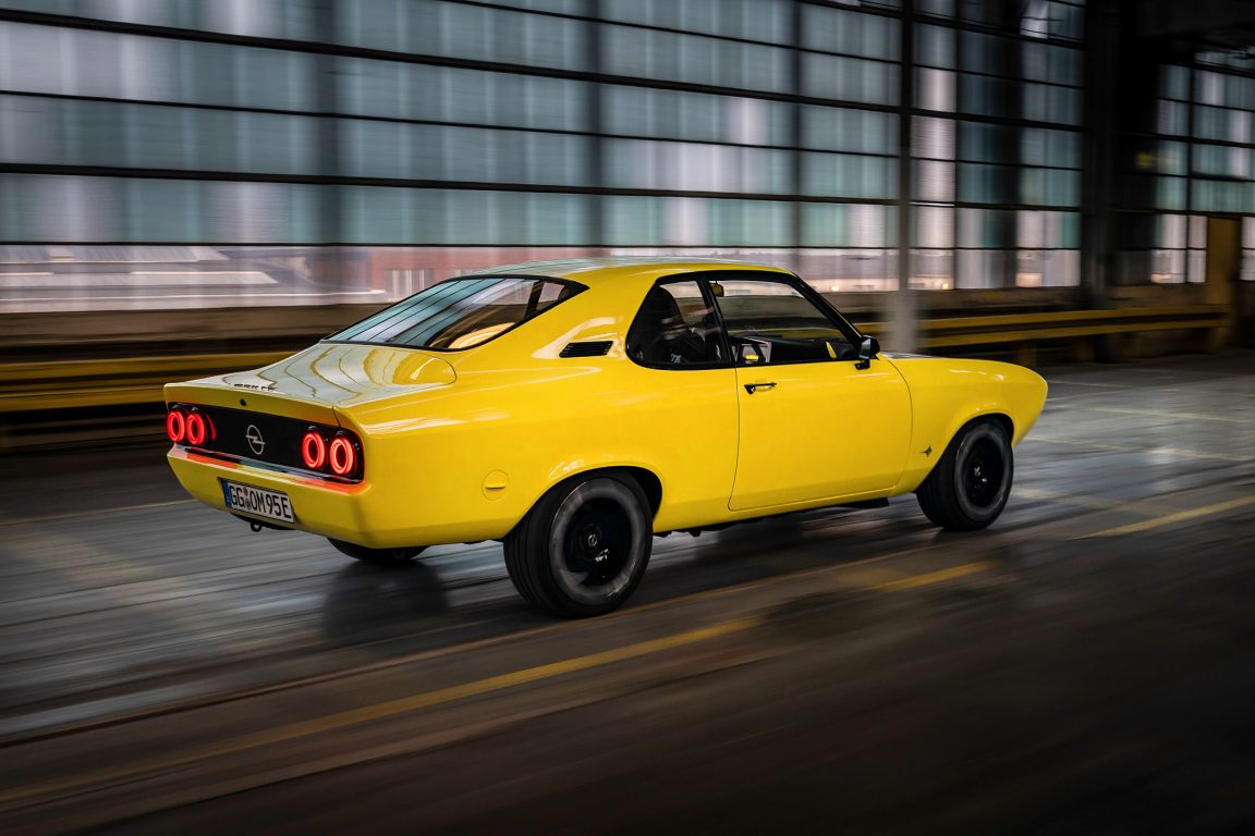 Tam elektrikli Opel Manta GSe ElektroMOD