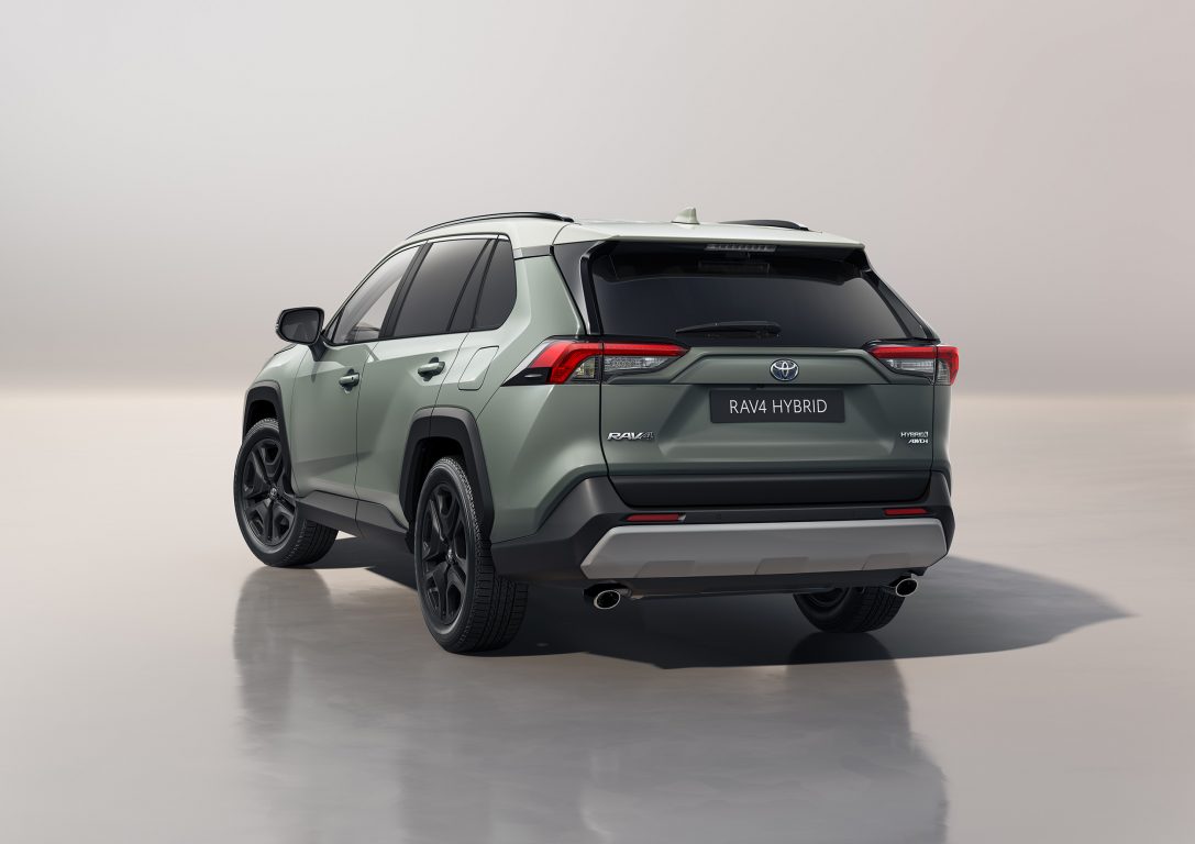 RAV4 Adventure ile macera tam gaz