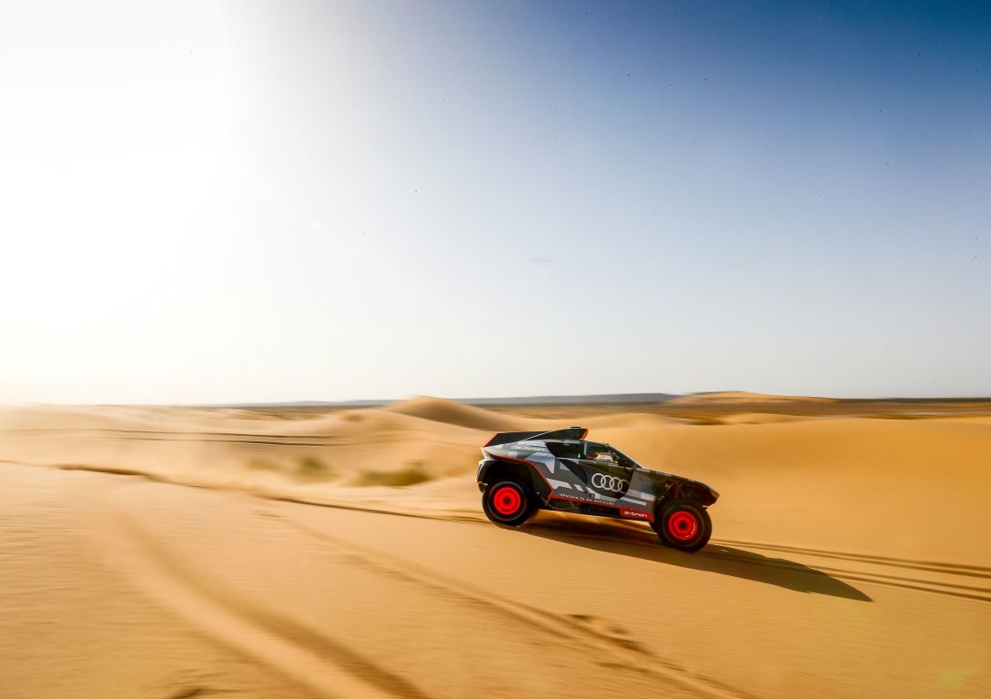 Dakar’ın yeni yıldızı Audi RS Q e-tron