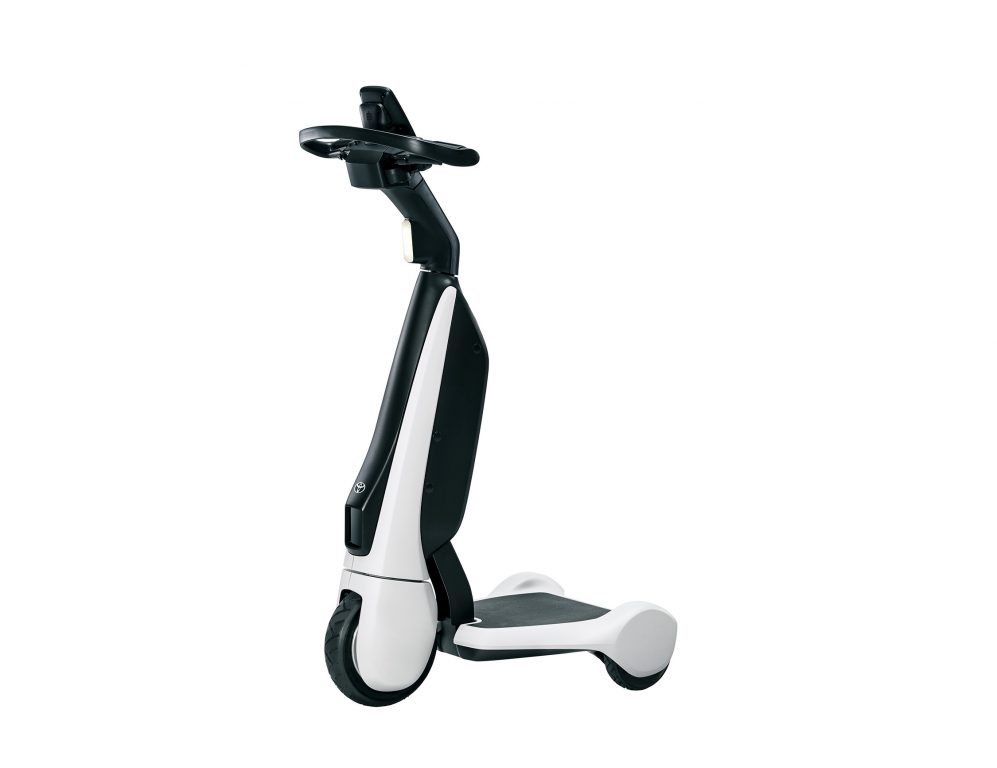 Toyota C+walk ile Yeni Nesil Mobilitenin Tanımını Yapıyor