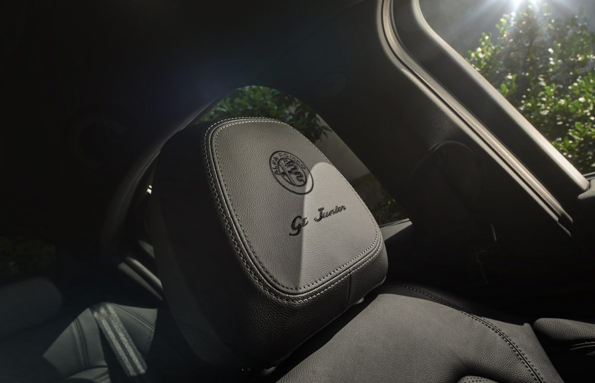 Alfa Romeo Giulia ve Stelvio GT Junior tanıtıldı