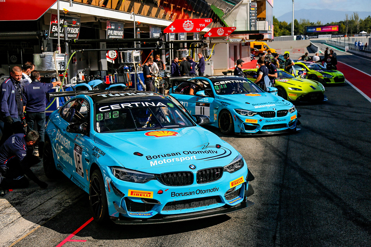 Borusan Otomotiv Motorsport İspanya'dan kupayla döndü