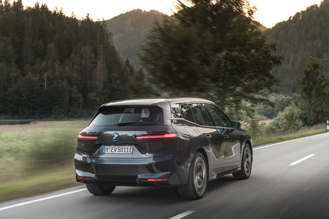 BMW iX ne zaman satışa sunulacak? Fiyatı ne kadar olacak?