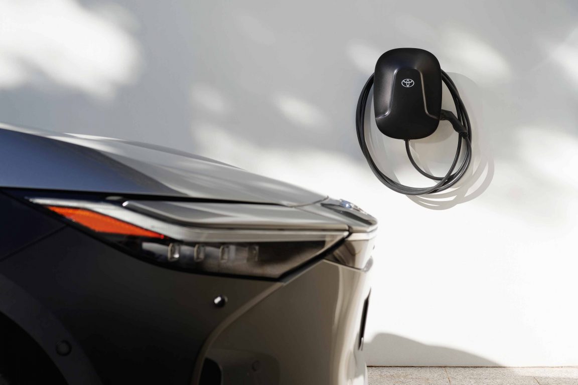 Toyota’nın Yeni Elektrikli Aracı bZ4X tanıtıldı