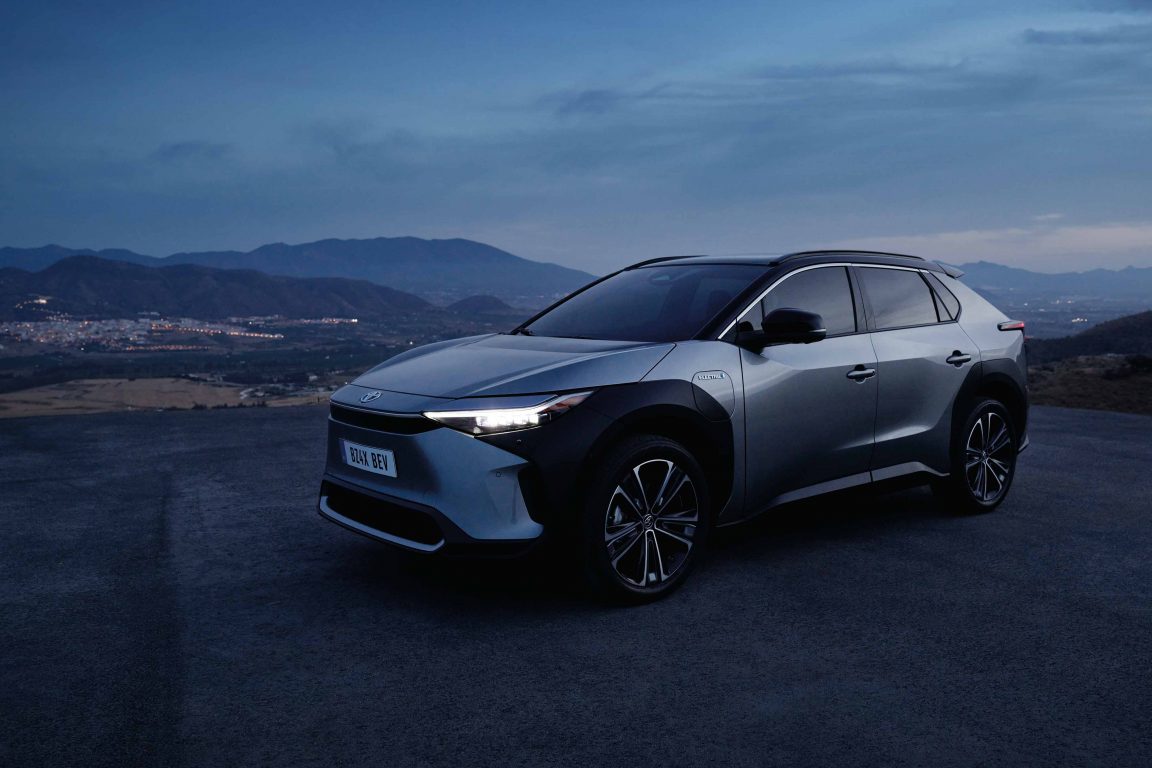 Toyota’nın Yeni Elektrikli Aracı bZ4X tanıtıldı