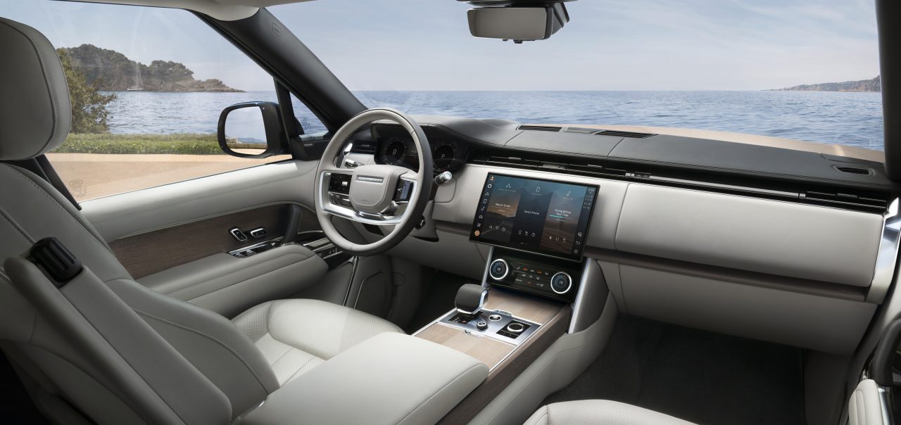 2022 Range Rover satışa sunuldu. İşte Fiyatı ve Tüm Özellikleri!