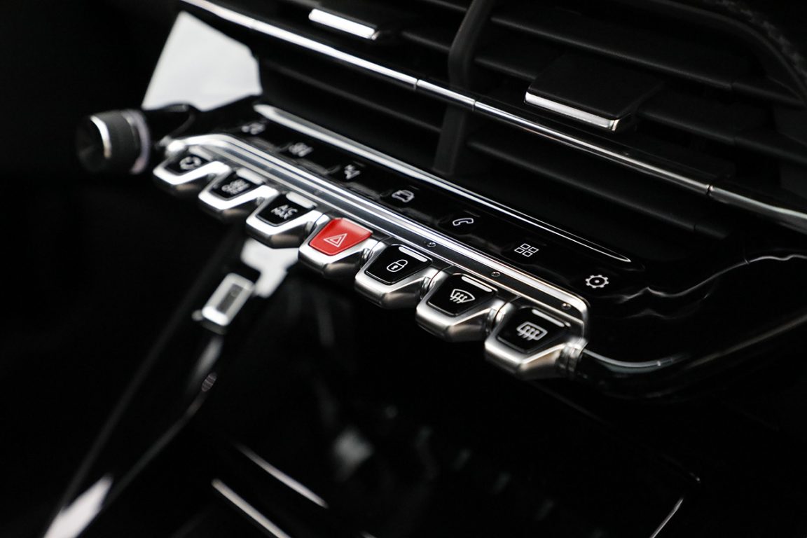 Peugeot 208 1.2 PureTech 130 Test Sürüşü