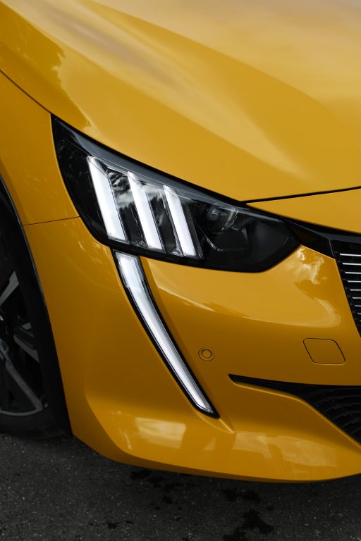 Peugeot 208 1.2 PureTech 130 Test Sürüşü