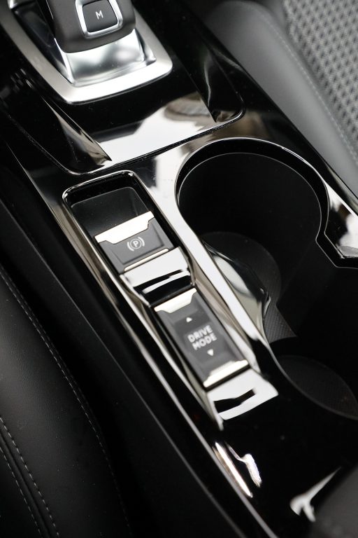 Peugeot 208 1.2 PureTech 130 Test Sürüşü