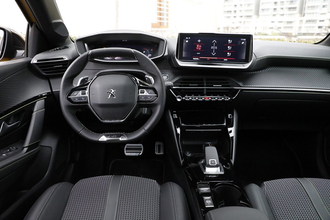 Peugeot 208 1.2 PureTech 130 Test Sürüşü