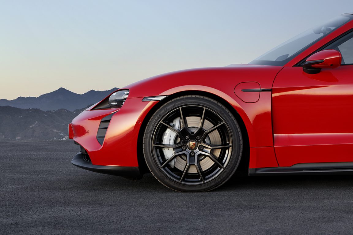 Yeni Porsche Taycan GTS, 500 km’nin üzerinde menzil sunacak