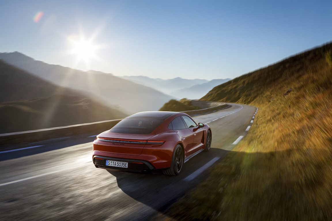 Yeni Porsche Taycan GTS, 500 km’nin üzerinde menzil sunacak
