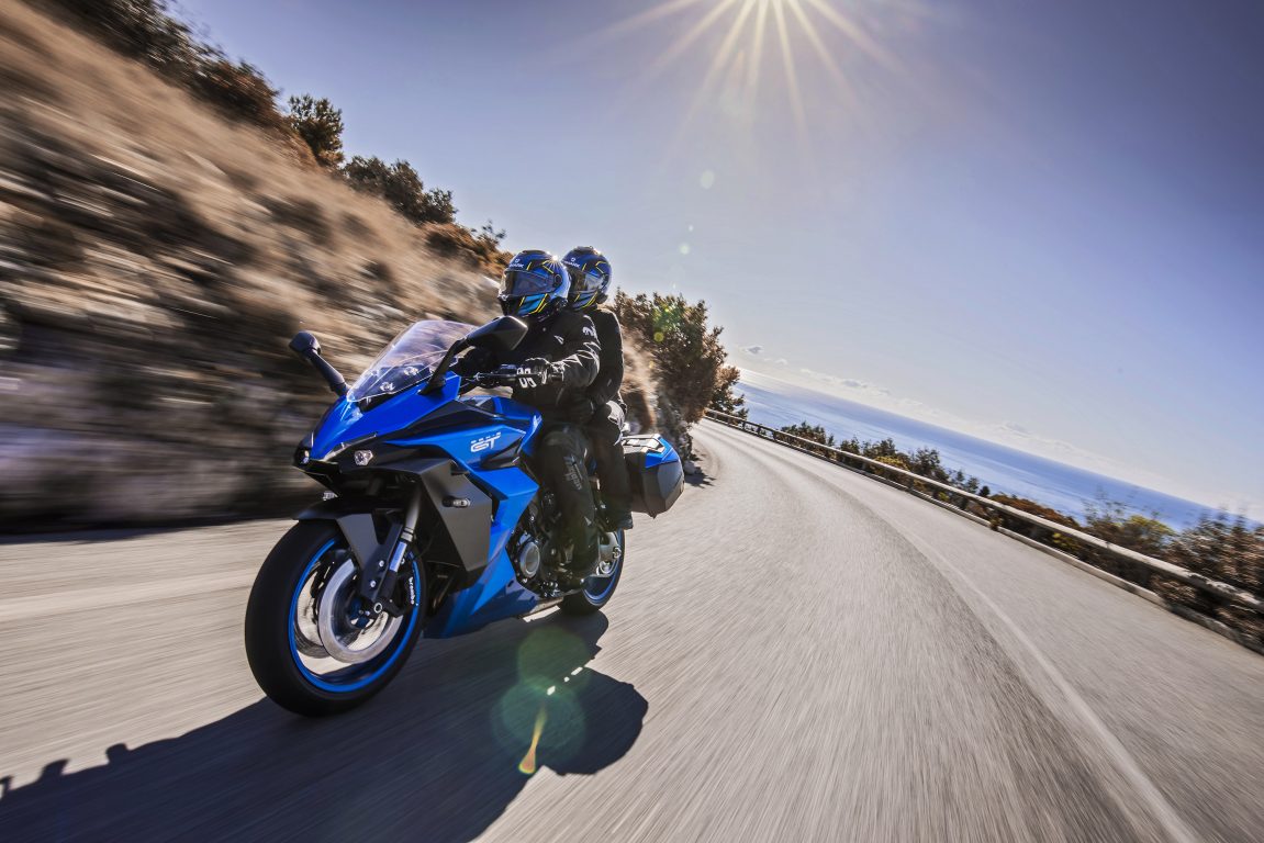 Sport-Touring Sınıfına Yeni Soluk Suzuki GSX-S1000GT