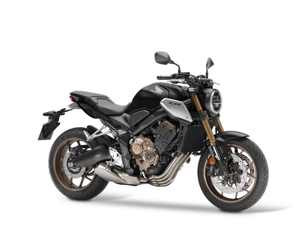 Honda, EICMA 2021’e yeni modelleri ile damgasını vurdu