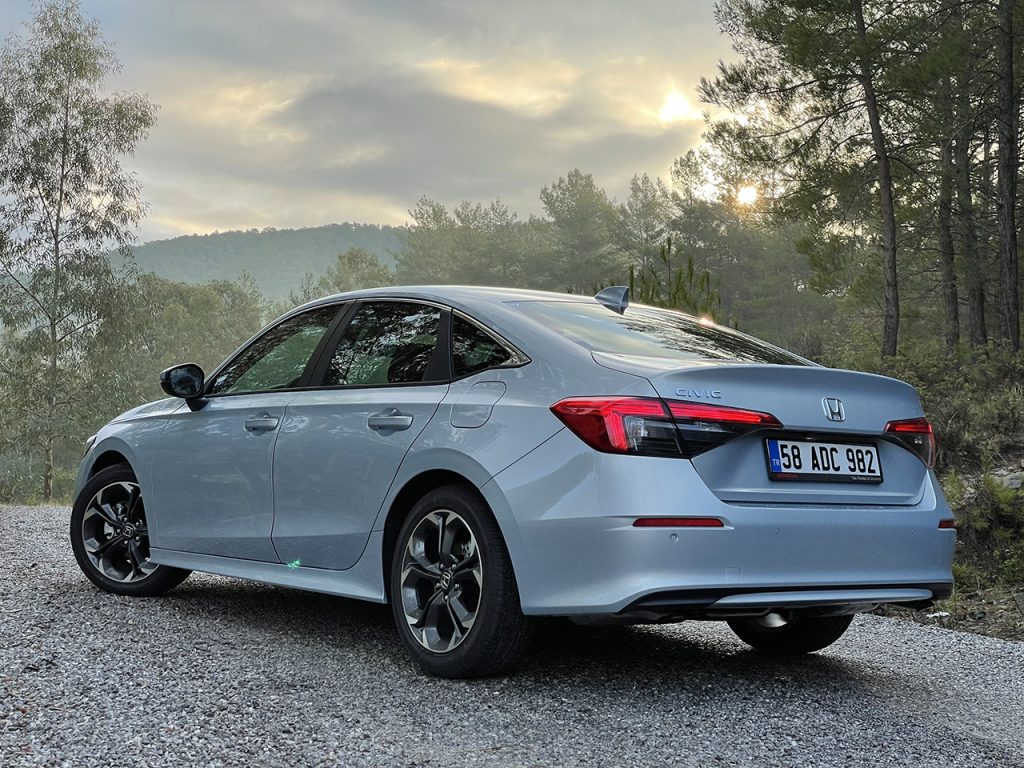 2022 Honda Civic satışa sunuluyor… Yeni Civic Fiyatları ve Tüm Özellikleri. LPG Civic Kaç Para oldu?