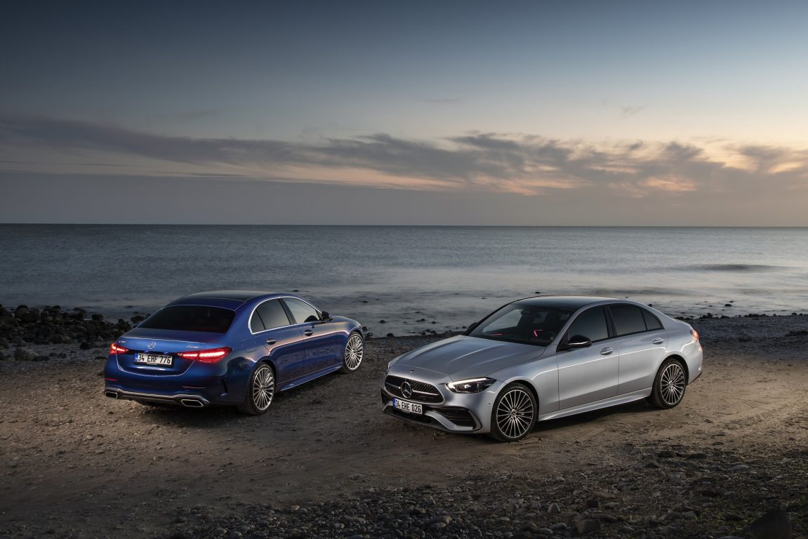 Mercedes C-Serisi 2022 satışa sunuldu. Fiyatı, özellikleri ve test sürüşü