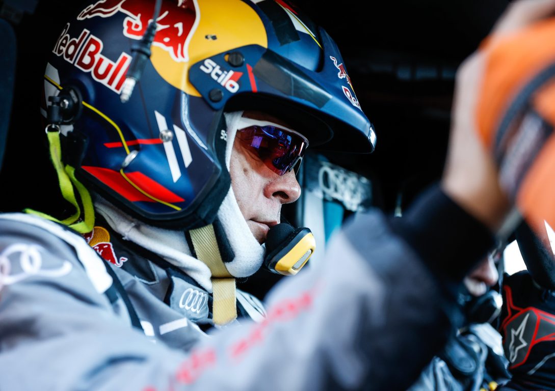 Audi’nin Dakar’da mücadele edecek aracı RS Q e-tron’un kokpiti