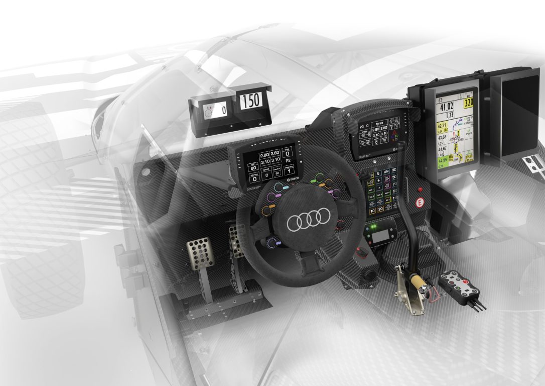 Audi’nin Dakar’da mücadele edecek aracı RS Q e-tron’un kokpiti