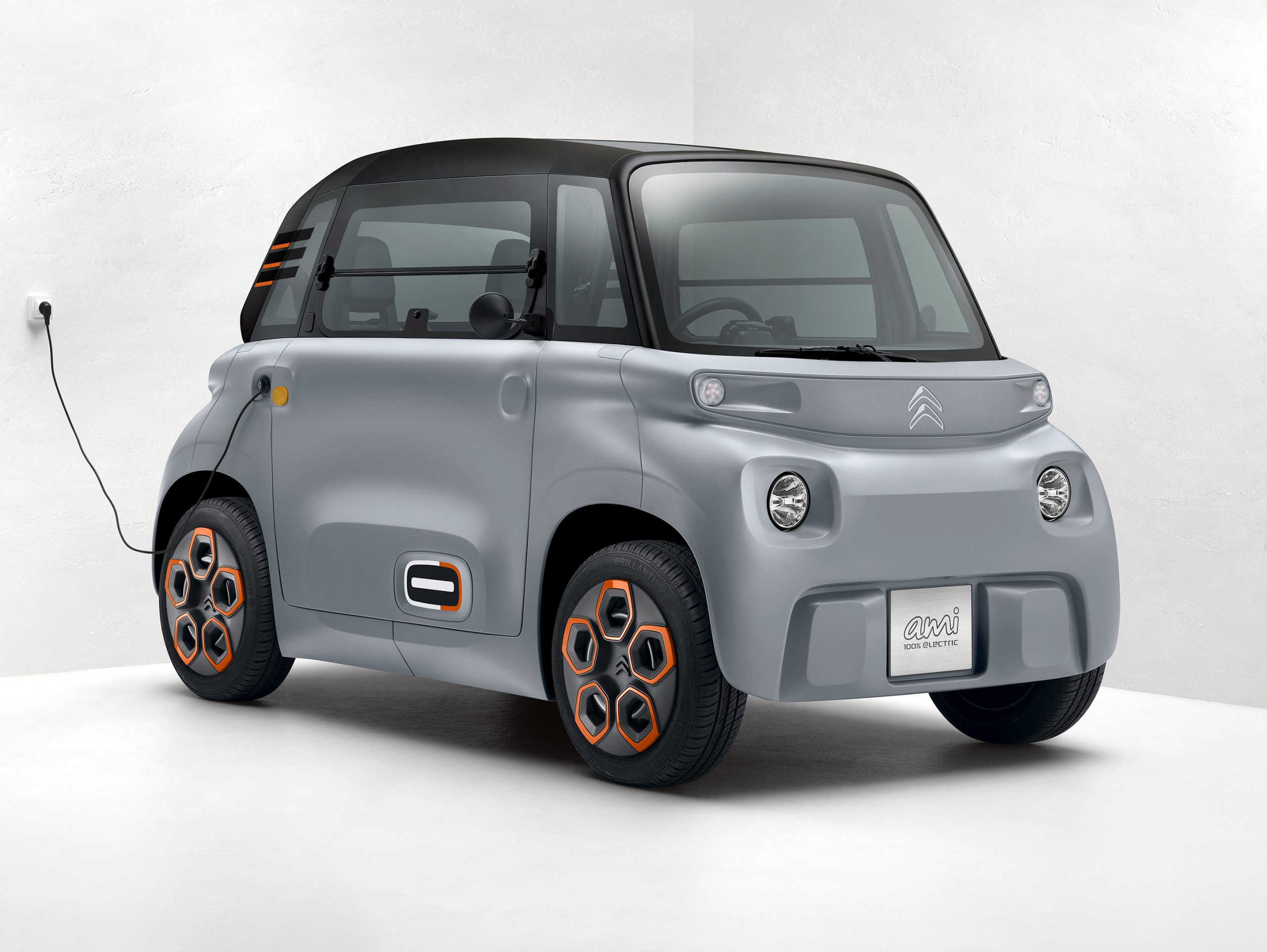 16 yaşından itibaren kullanılan araç: Citroen AMI