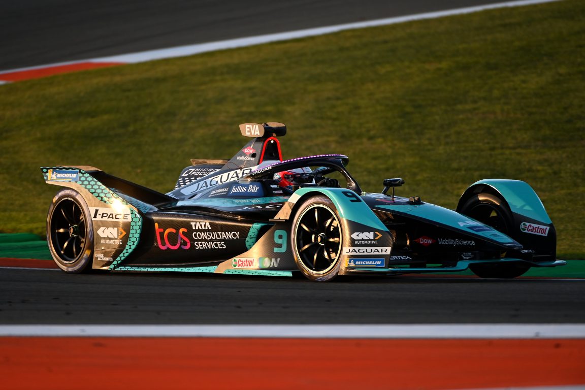 Jaguar TCS Racing FIA Formula E Sezonu Öncesi Resmi Testleri Başarıyla Tamamladı