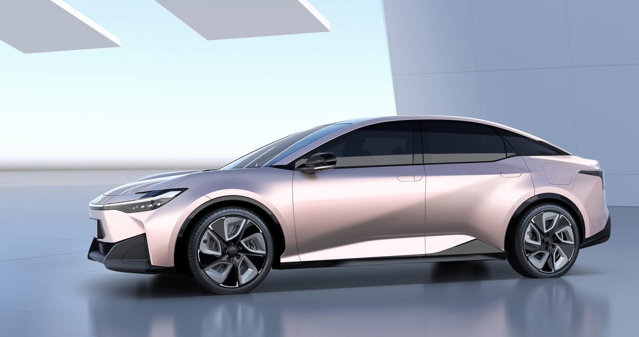 Toyota 2030’a Kadar 30 Bataryalı Elektrikli Model Sunacak