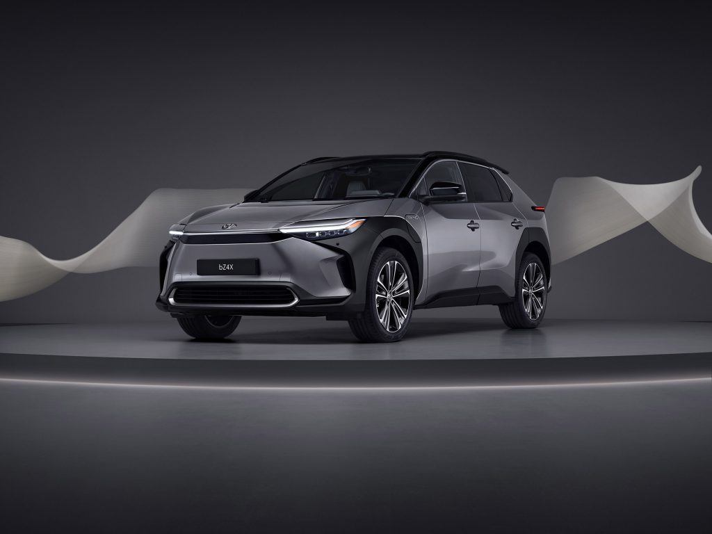Toyota Yeni Modellerini Kenshiki Forum’da Sergiledi