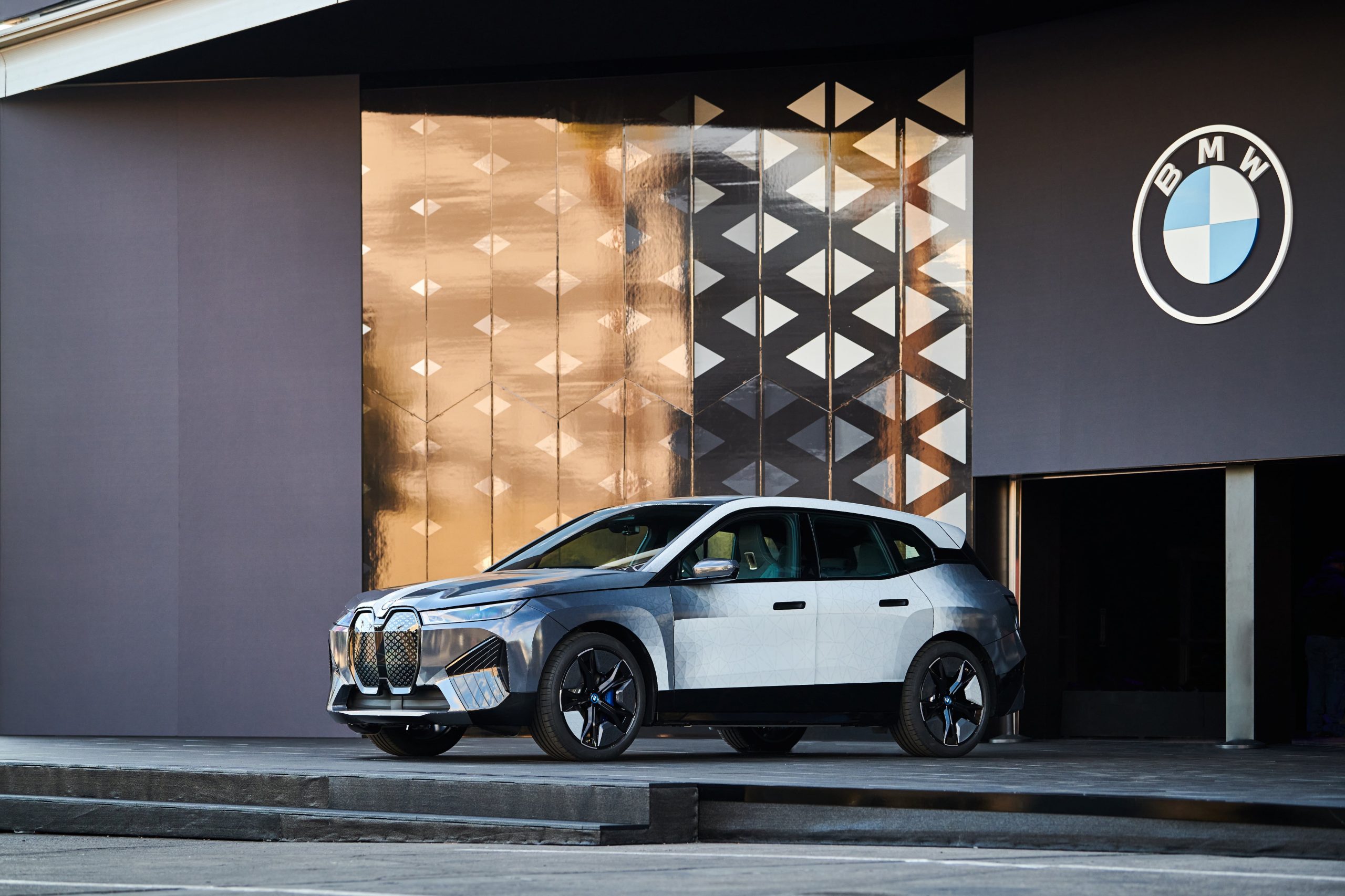 BMW en yeni model ve teknolojileriyle CES 2022'de