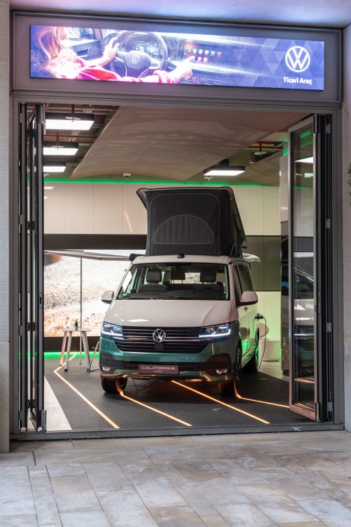 VW California Doğuş Otomotiv Plus’ta sergileniyor