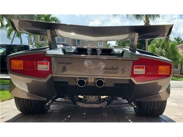 Evin bodrumunda inşa edilen replika Lamborghini satışa çıkıyor