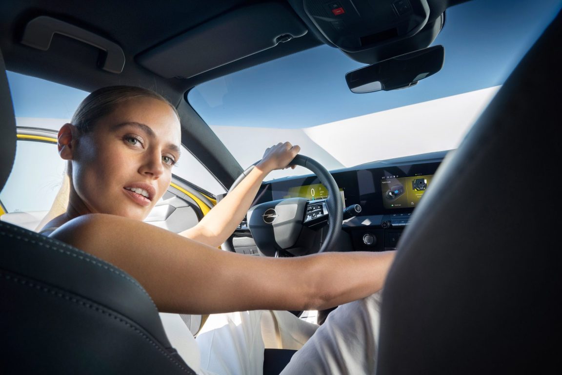 Yeni Opel Astra 2022 satışa çıktı mı? Fiyatları ne kadar? Özellikleri neler?