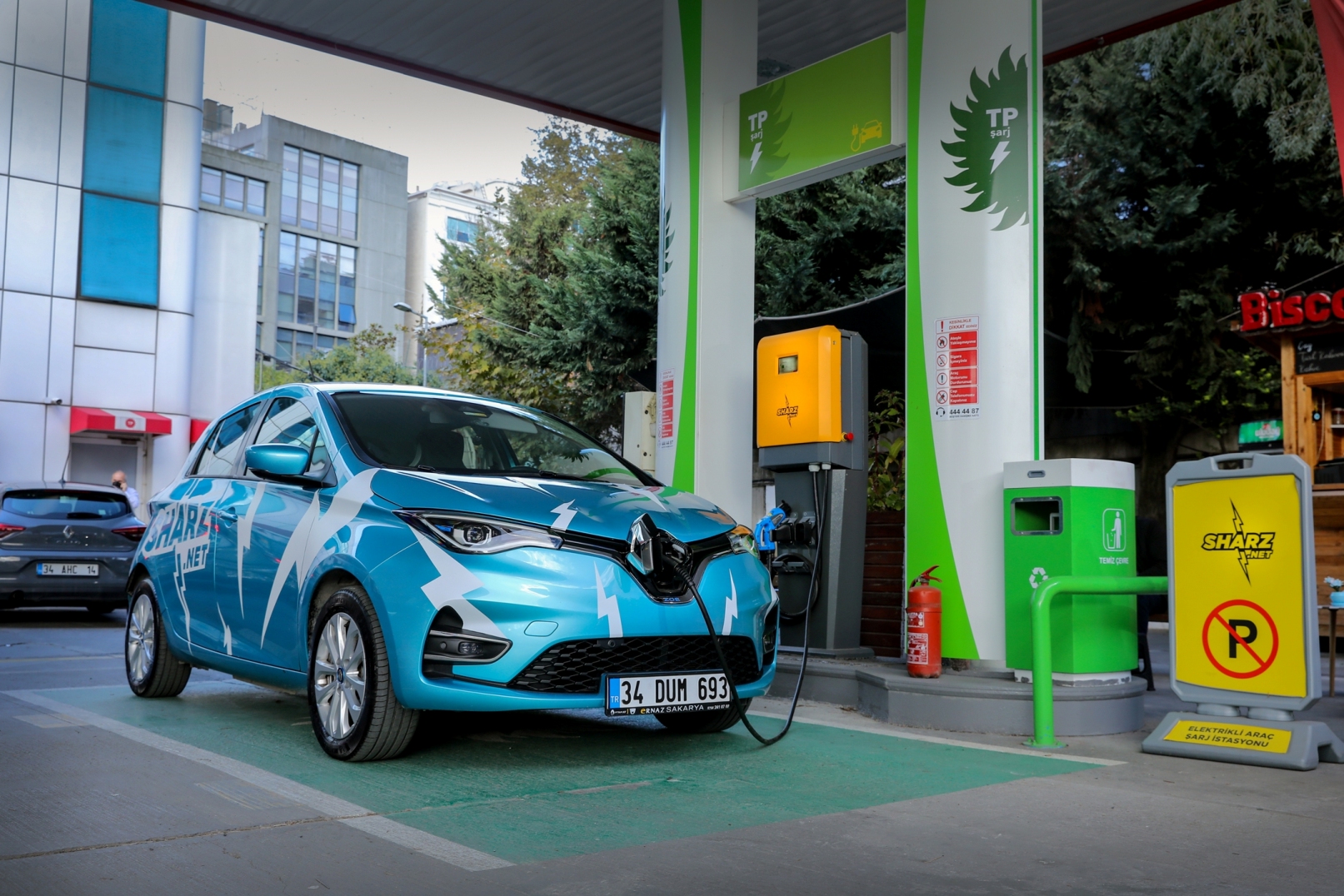 Elektrikli arabalar 100 km'de ne kadar yakıyor?