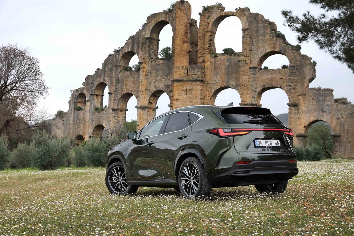 Lexus NX 2022 modele özgü yenilikleriyle göz kamaştıracak