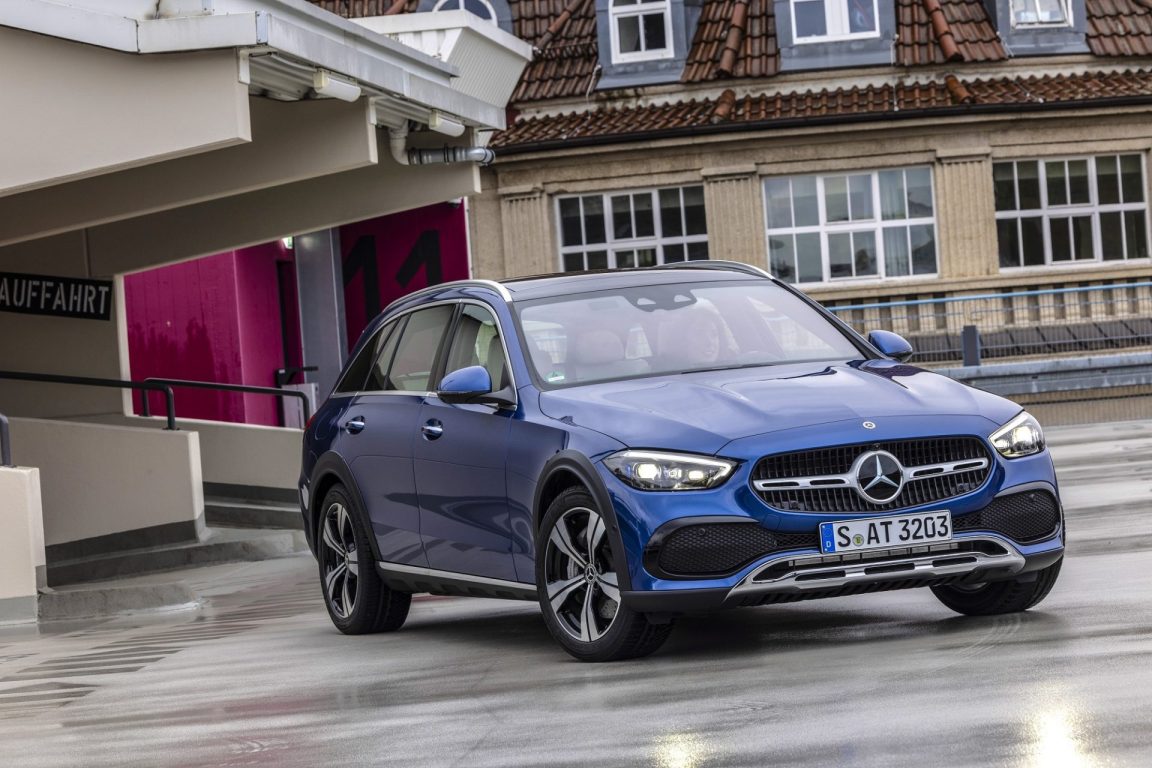Mercedes C-Serisi All-Terrain ile yol dışına çıkıyor